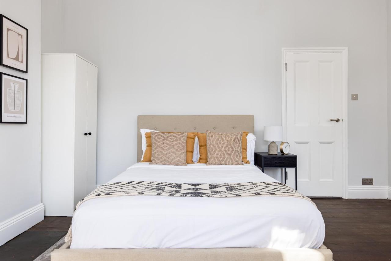 The Streatham Hill Wonder - Spacious 4Bdr House With Garden And Terrace Лондон Екстериор снимка